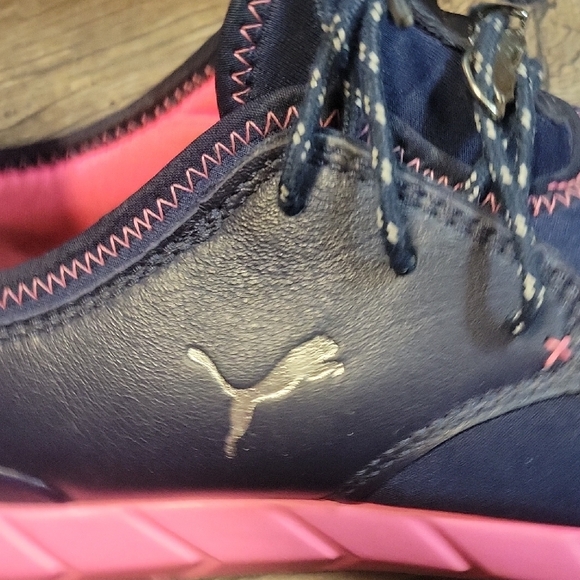 Puma Women's Dark Blue and Pink Sneakers - Picture 13 of 16